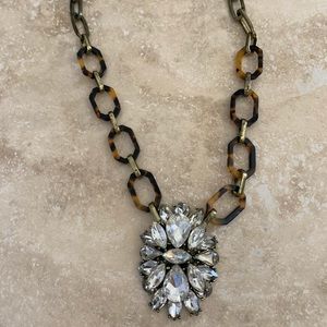 Rhinestone and tortoise shell gold necklace